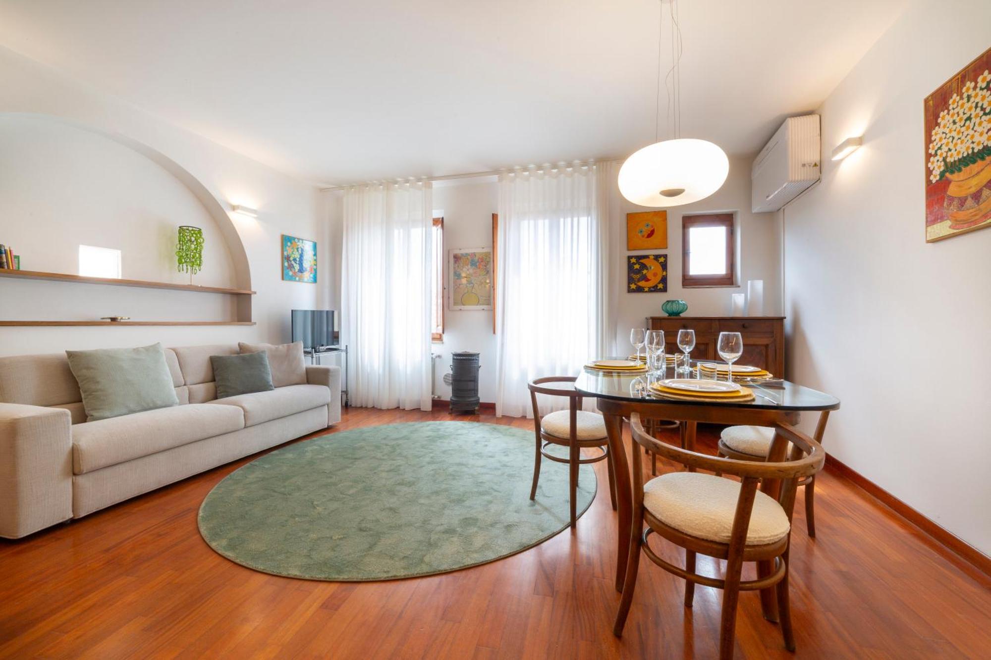 Apartment Casa Di Gio For 4 People Florence